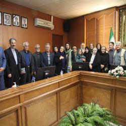 لقاء جماعی للمتقاعدین مع الدکتور مسجدی