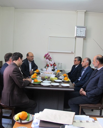 بازدیددکتر شجاعی رئیس سازمان و رئیس اداره امور عمومی،قضایی ودفاعی امنیتی سازمان مدیریت و برنامه ریزی کشور از اداره کمیسیون پزشکی استان تهران