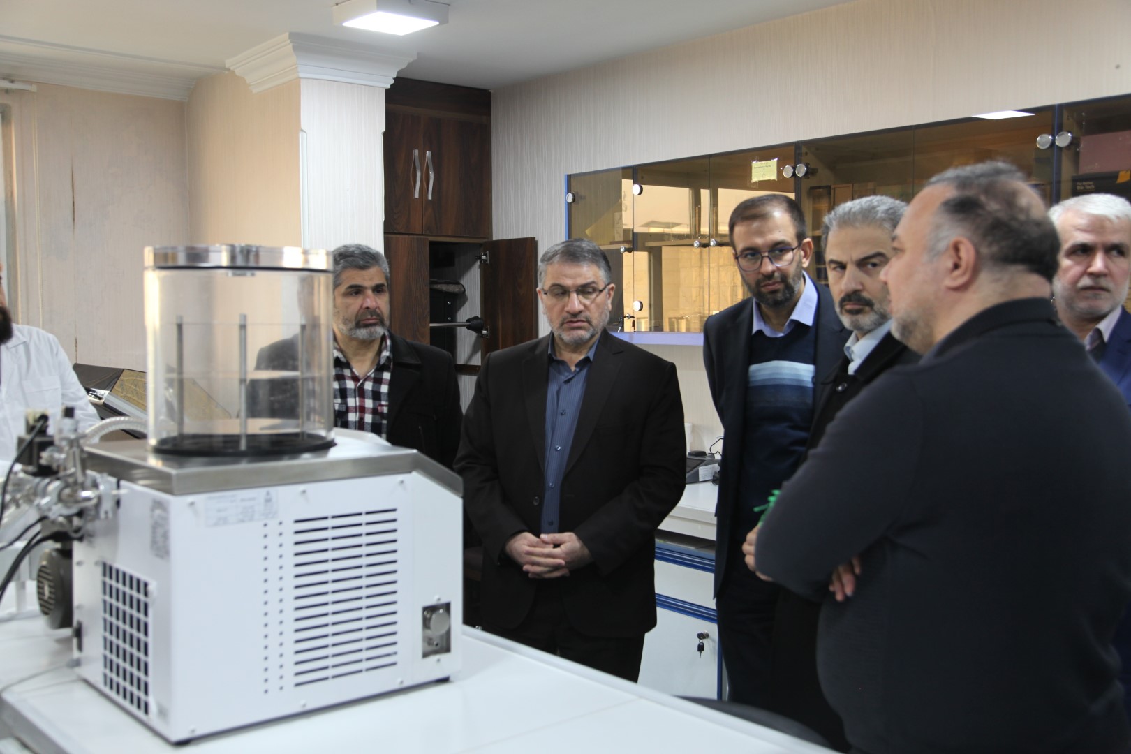 بازدید دکتر مسجدی از مرکز تحقیقات