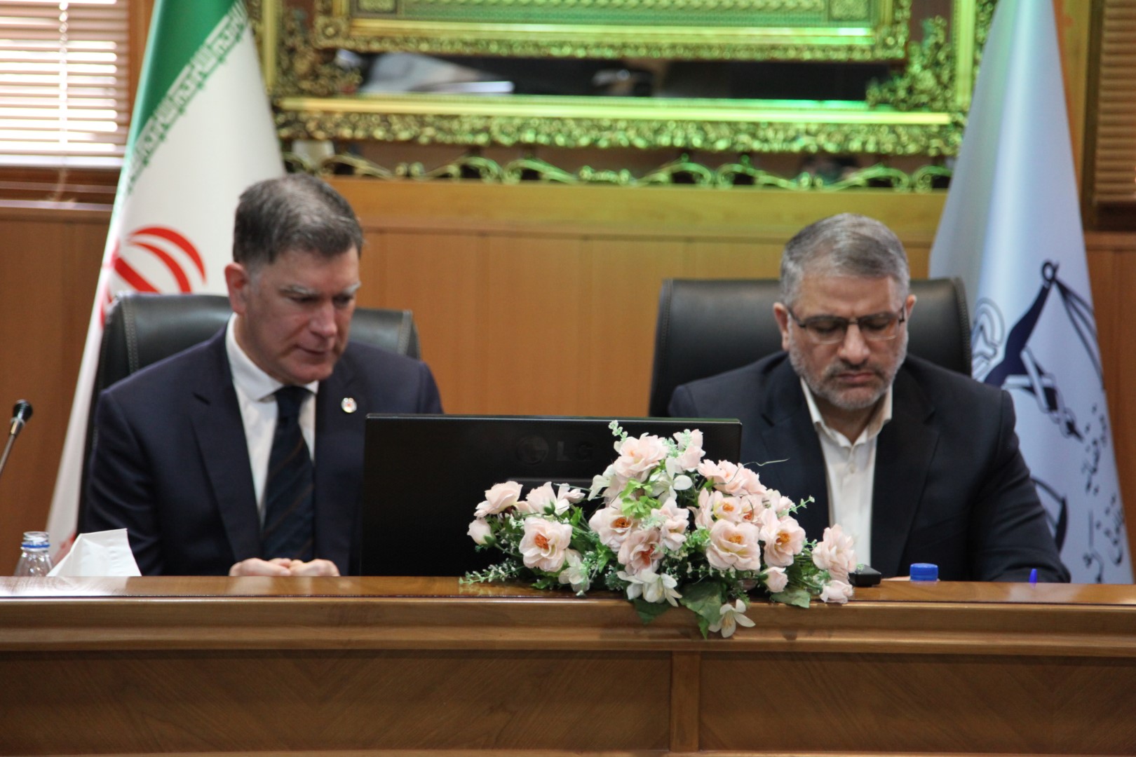 دیدار دکتر مسجدی با رییس دفتر نمایندگی کمیته صلیب سرخ در ایران