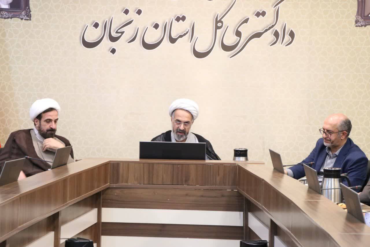 کمبود نیروی انسانی فشار کاری همکاران را افزایش داده است