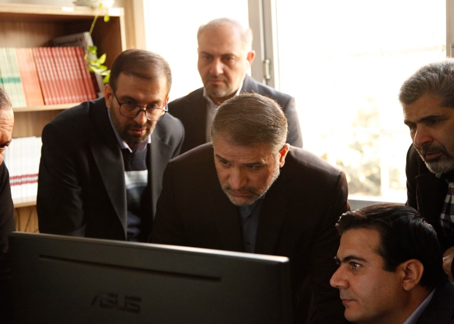 تخت انتقال پیکر از ملزومات تالارهای تشریح است