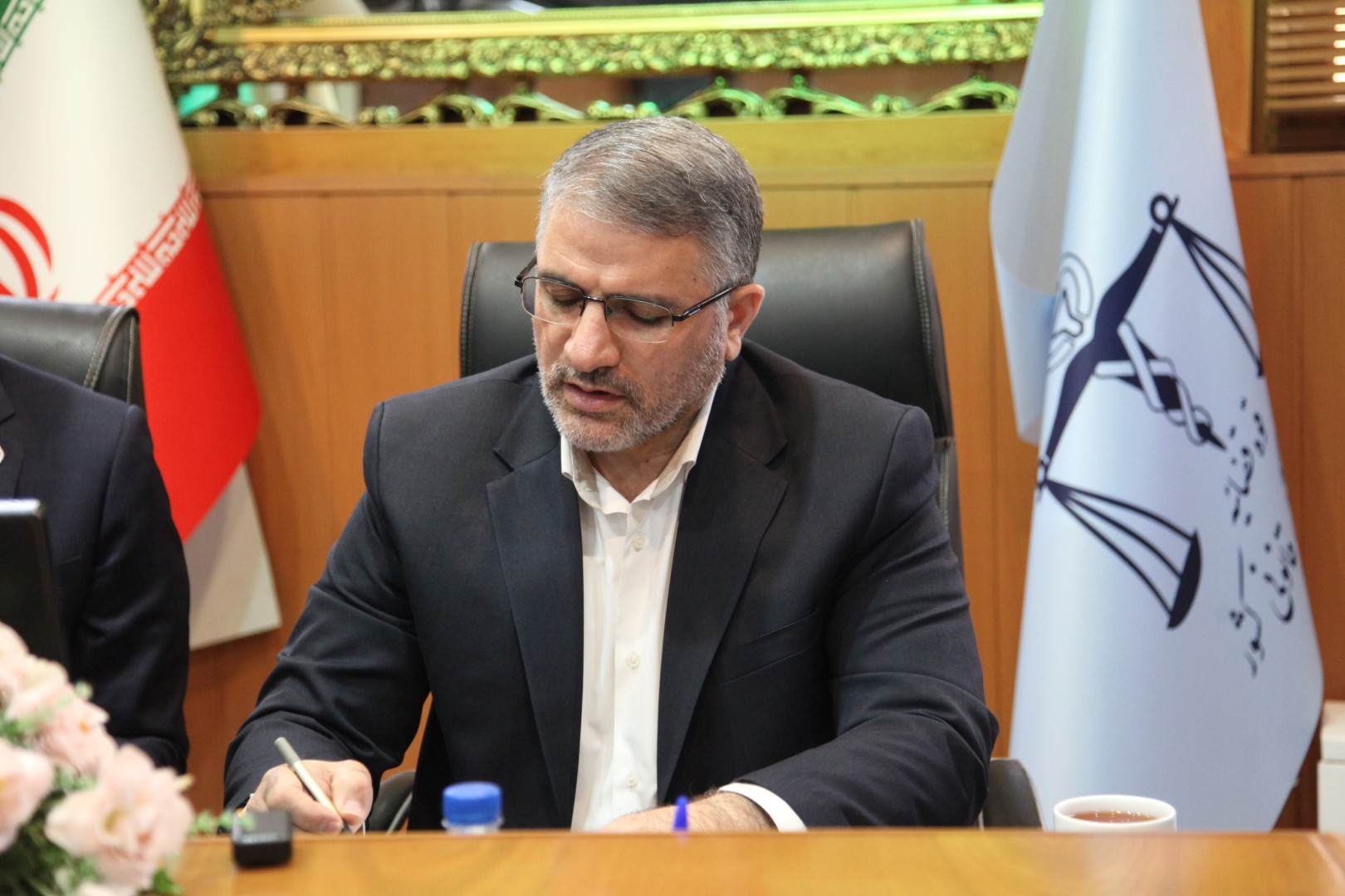 اقدامات مذبوحانه خللی در مسیر کشور ایجاد نخواهد کرد